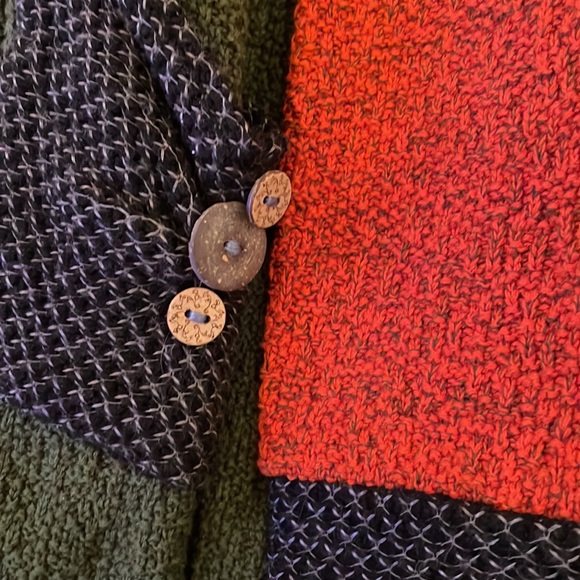 Woman’s Margaret Winters Soft Sweater with Pocket. NWT - Picture 9 of 9